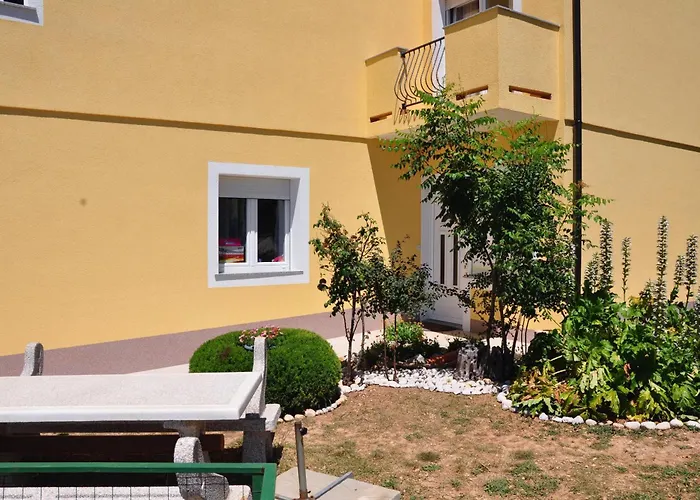 Apartment By The Sea - Gornja, Rab - 5055 *